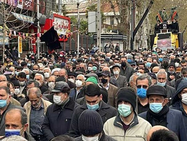 چشمان اشکبار گرگان در تشییع پیکر آیت‌الله علوی/ خداحافظی غم‌انگیز مردم گلستان با گنجینه اخلاق و عرفان+تصاویر