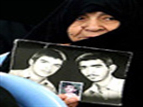 مراسم تجلیل از خانواده شهدای خراسان جنوبی در طبس برگزار شد
