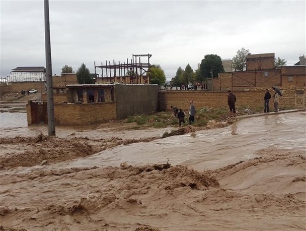 10 روستای بروجرد دچار آبگرفتگی شدند