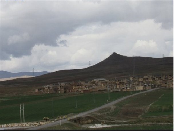 بارندگی در فریدن باعث پر آبی معابر و رودخانه ها شد/ تصاویر