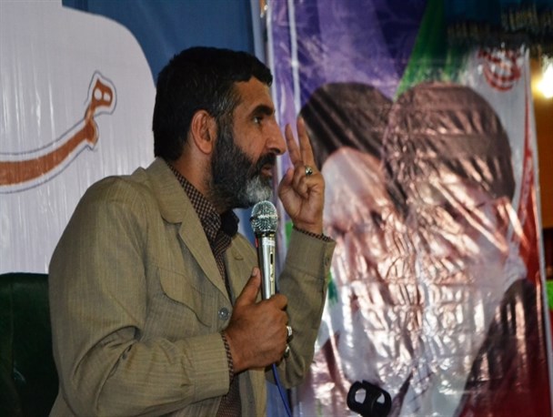 کشور با دولت کدخدا محور به جایی نمی رسد/ انقلابی های کشور درس داعش را در کردستان پاس کردند