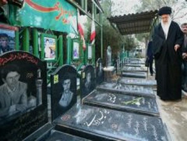 آن روز زیباترین جشنی بود که هدیه گرفتم/ همه تلاش او خوشحال کردن خانواده بود