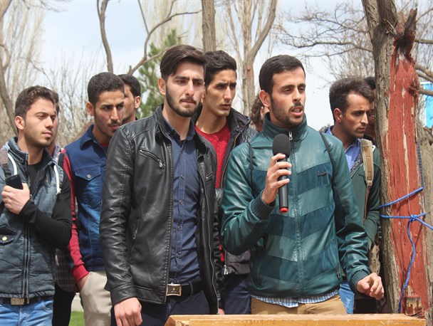تریبون آزاد دانشجویی با موضوع ازدواج دانشجویی در اردبیل
