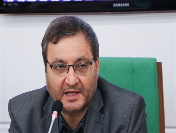 رشد لجام گسیخته ارز سدی در مقابل صدور کالا به خارج از مرزها/ دولت نرخ ارز ثابت و بدون نوسانات را اعلام کند