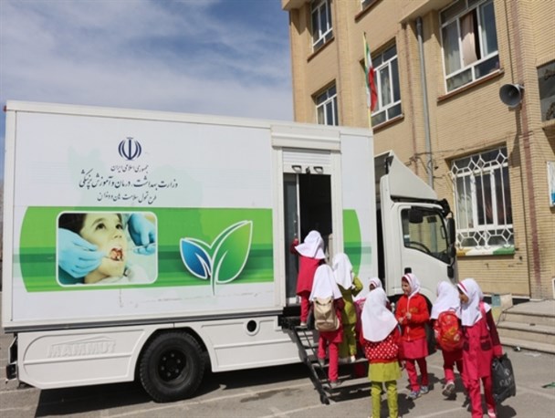 حضور کلینیک سیار دنداپزشکی دانشگاه علوم پزشکی استان در چالدران