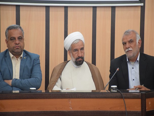 باید احساس وجود فساد در ادارات را از بین برد