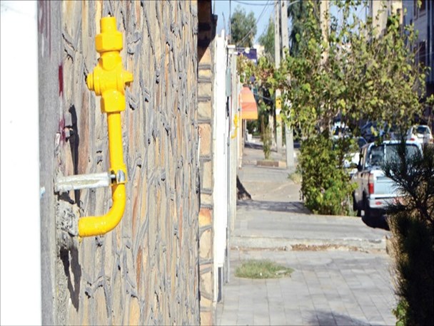 نظارت برعملیات لوله کشی گاز در زاهدان به تعویق افتاد