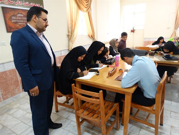 آزمون خط تحریری در مه ولات برگزار می شود