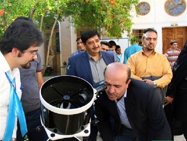 جشنواره علمی نجوم در خمینی شهر/ تصاویر
