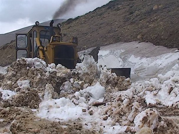 راه روستایی «آق‌سو» شهرستان خلخال بازگشایی شد+ تصاویر