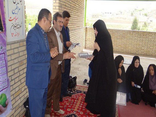 مراقبین سلامت آموزش و پرورش شیروان تجلیل شدند
