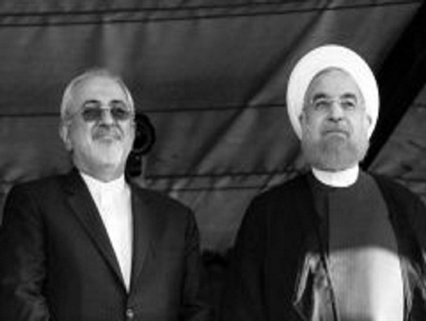 حاجی دلیگانی: حضور ظریف در کنار روحانی خلاف قانون بود