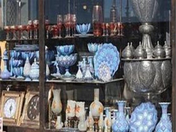ویترین‌هایی مزین به صنایع دستی چینی/ بایکوت دانش بومی هزار ساله