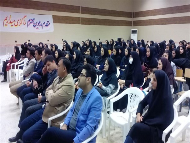 همایش آشنایی با حمایت‌های مرکز رشد شرق گلستان برگزار شد