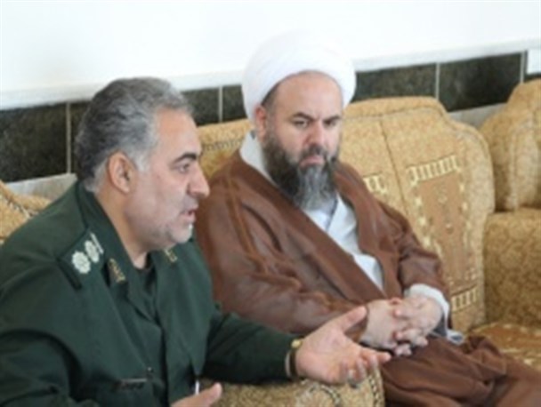 نیاز اساسی امروز جامعه قدم برداشتن در راستای همبستگی ملی است