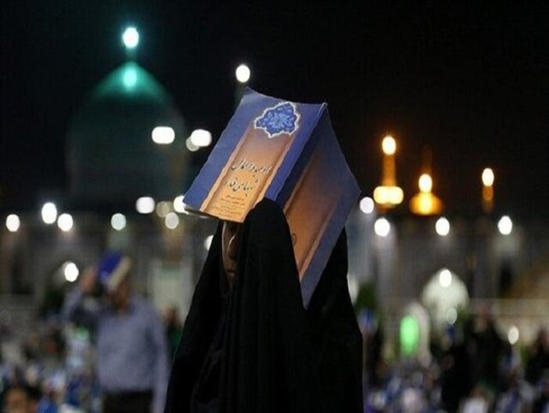 لیالی قدر شب بیدار شدن دلهاست