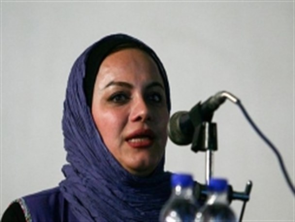 نرگس آبیار: خواستم در خصوص پشت صحنه های دیده نشده جنگ که فضاهایی زنانه و مادرانه است، فیلم بسازم