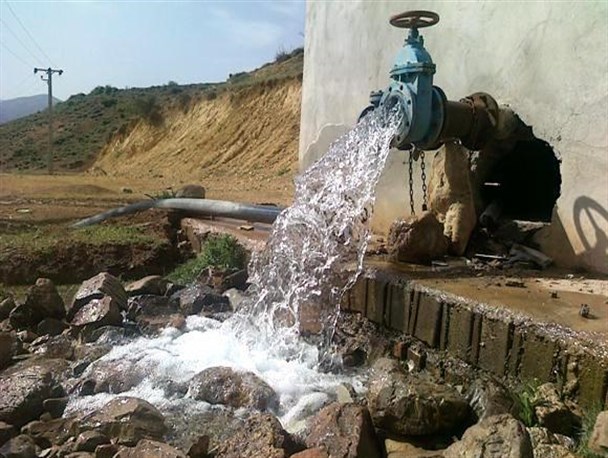 مردم روستاهای محروم آذربایجان غربی طعم آب سالم را نچشیده اند