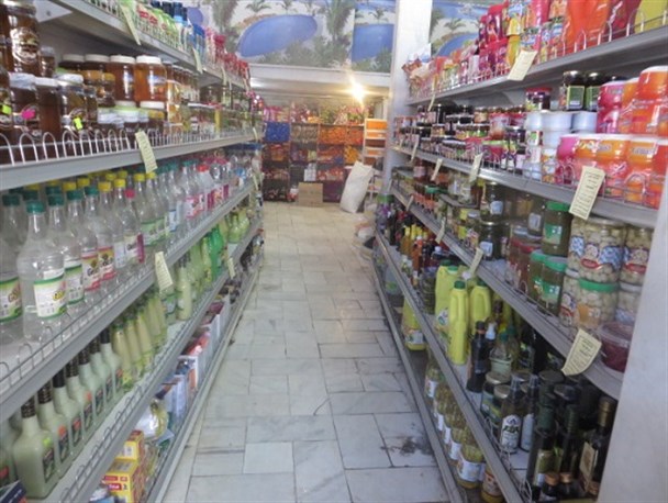 سردی بازار خواف درآستانه ماه رمضان/هیچ گونه مواد غذایی به بازار تزریق نشده است