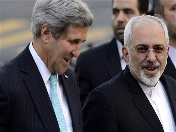 مخالفت ما نه با پیاده روی که با گره زدن زلف تمام مشکلات کشور به زلف تحریم هاست