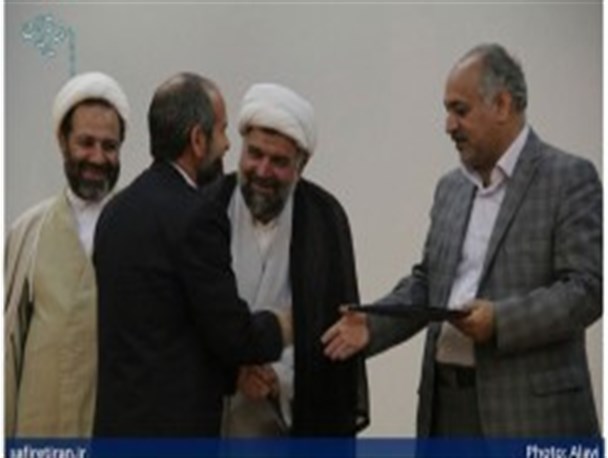 رئیس اداره فرهنگ و ارشاد اسلامی تیران و کرون معرفی شد
