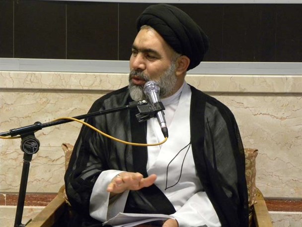 امساک و خودداری، وسیله رشد و تعالی بشر است/ کسی که چشمش هرز شد، دلش هم هرزه می شود