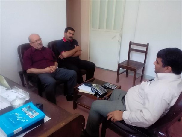 عکس/ بازدید اولین مدیرکل کتابخانه های گلستان از کتابخانه کلاله