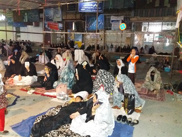 برگزاری مراسم احیای شب قدر در اسلام آبادغرب+ تصاویر