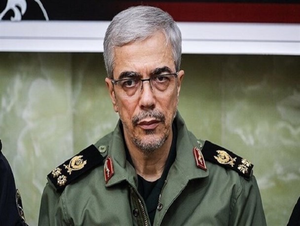 نشست غیرعلنی مجلس با حضور سرلشکر باقری