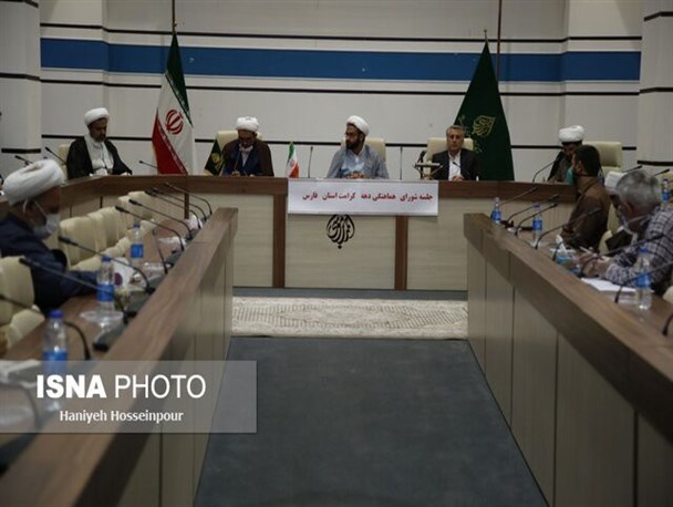 برگزاری جشن‌های دهه کرامت در حاشیه شهر شیراز/ سرکشی خادمیاران رضوی از ۴۴ بیمارستان و مراکز درمانی فارس