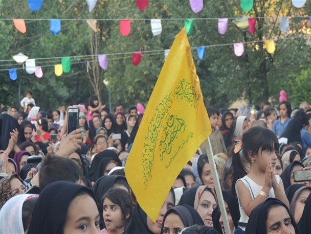جشن روز دختر و همایش بزرگ مدافعان حریم خانواده در شهرکرد برگزار شد + تصاویر