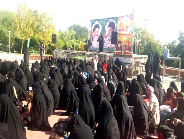 اجتماع بزرگ عفاف و حجاب در کوه صفه اصفهان/ پویش بانوان شرق اصفهانی در صیانت از حریم خانواده