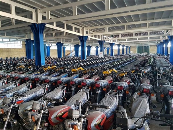 موتورسیکلت ها تجهیزات جانبی برای ایمنی راکبان ندارند