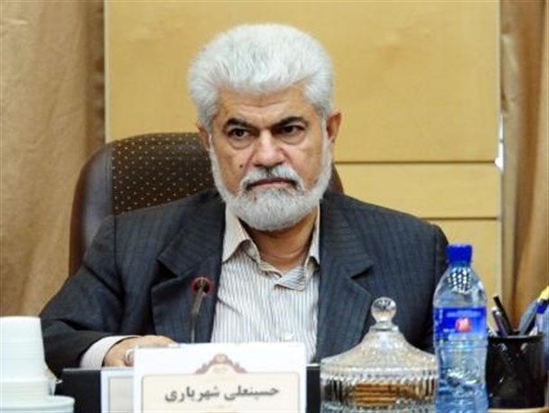 انتصاب در پستهای کلیدی اشخاصی که رای اعتماد نگرفته اند نوعی تقابل با مجلس و بی اعتنایی به مردم است