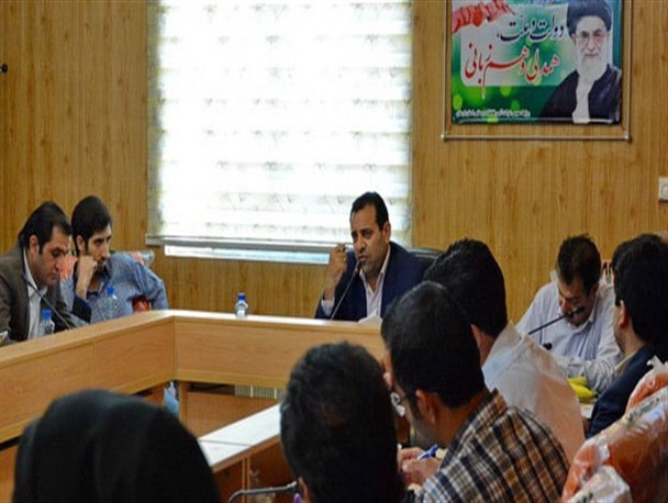 نشست مدیر کل آبفار با اصحاب رسانه