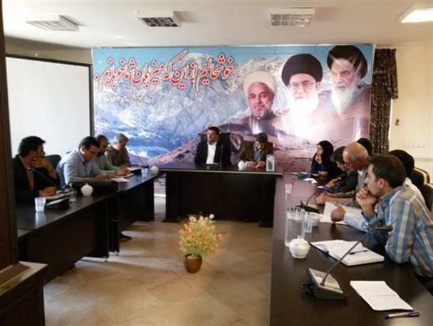 همایش یکروزه دهیاران بخش های تابعه شهرستان ازنا برگزار شد