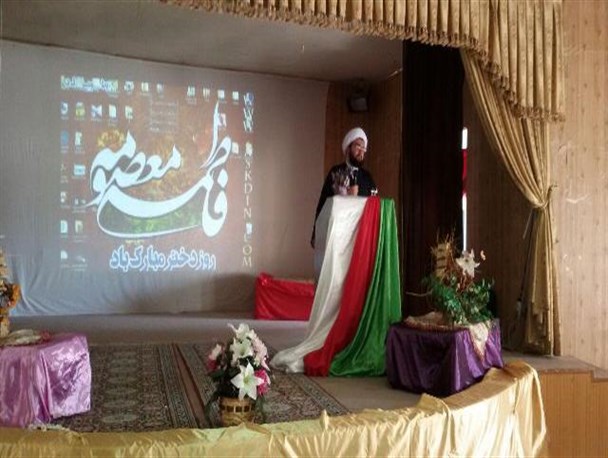 از دختران برتر و فعال مدارس دماوند تجلیل شد