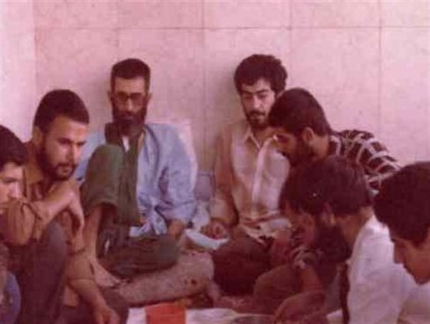 تصویر دیده نشده از ملاقات تعدادی از اراکی ها با رهبر انقلاب