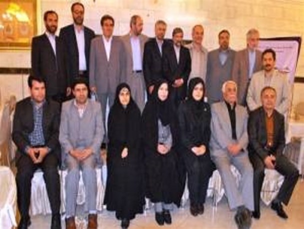معادله دستگیری اعضای شورا و نمودار هندسی سالِ چهارمِ شورایِ چهارم!/صندلی لرزان آقای"رئیس"