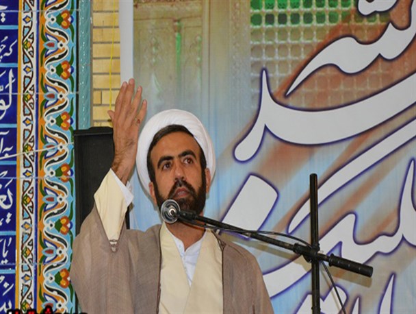 ولنگاری فرهنگی نتیجه پایین بودن غیرت سیاسی متولیان فرهنگ است