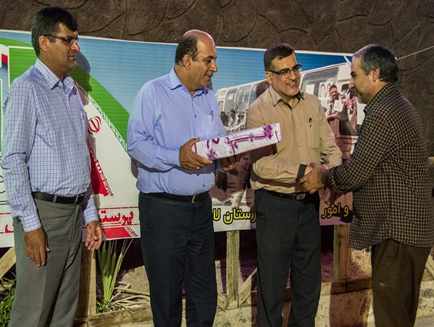 آزادگان سرافراز شهرستان لامرد تجلیل شدند