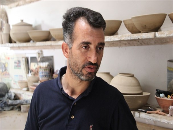 میناکاری سفال‌گناباد نیازمند حمایت ویژه مسئولین است / سفال‌گران گنابادی در توسعه و ترویج سفال‌ کوتاهی کرده‌اند