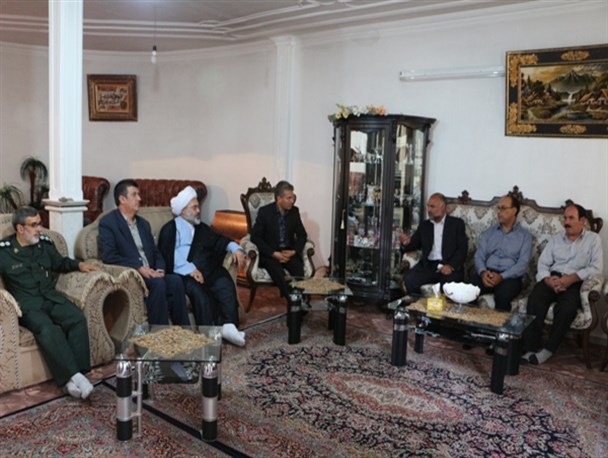 مسئولان میاندوآب با آزادگان دیدار کردند + تصاویر