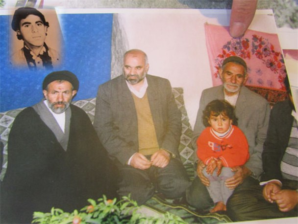 پسری که تشنه در اسارت به شهادت رسید+تصاویر