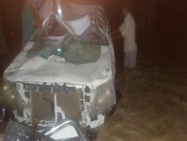 جزئیات یک شب مرگبار بارانی در بندر خمیر/ ۲ نفر نجات یافتند ۱ نفر جان باخت