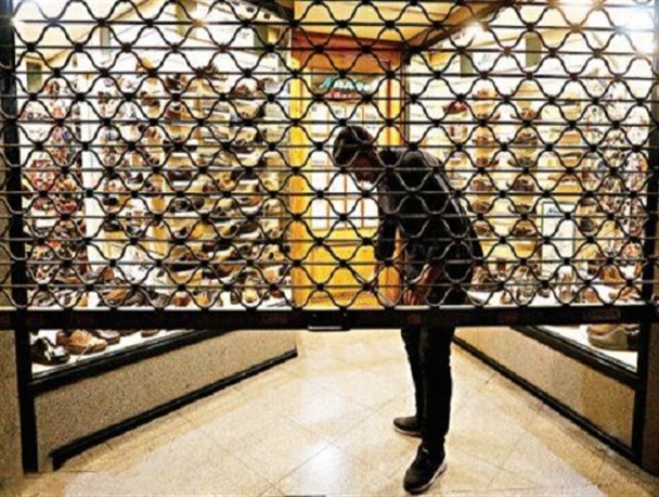 اصناف در شهر باز هستند، کرونا جولان می‌دهد/ ساز ناکوک همکاری بازاریان با ستاد کرونا