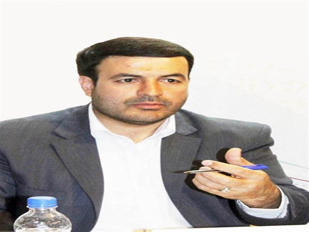 انتقاد تند عضو شورای شهر از ابقای بازنشستگان در شهرداری همدان