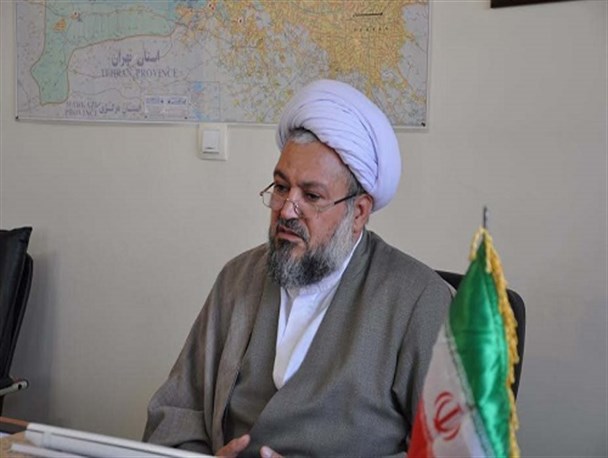 نگاه مسئولان به جایگاه حوزه علمیه مغفول مانده است