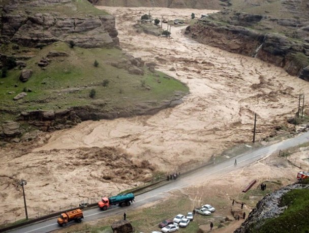 اجحاف دولت در حق سیل زدگان خوزستانی/ وقتی صدای مردم خوزستان به هیچ جا نمیرسد