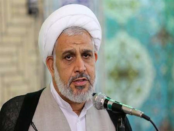 هوشیاری ملت و تقویت بنیه دفاعی امری واجب  برای مقابله با  آسیب و صدمه  دشمن است